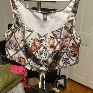 SHEIN Cream Lace-Up Cat Print Crop Top with Multicolor Motifs